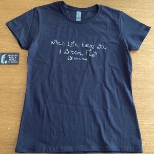 Salem Witch 🎃 100% Cotton-T and magnet